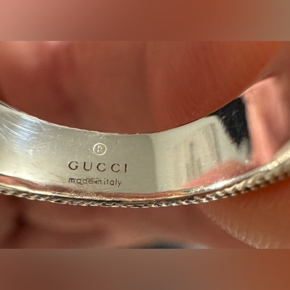 Gucci Silver Ring with Iconic interlocking GG Logo - Picture 3 of 7